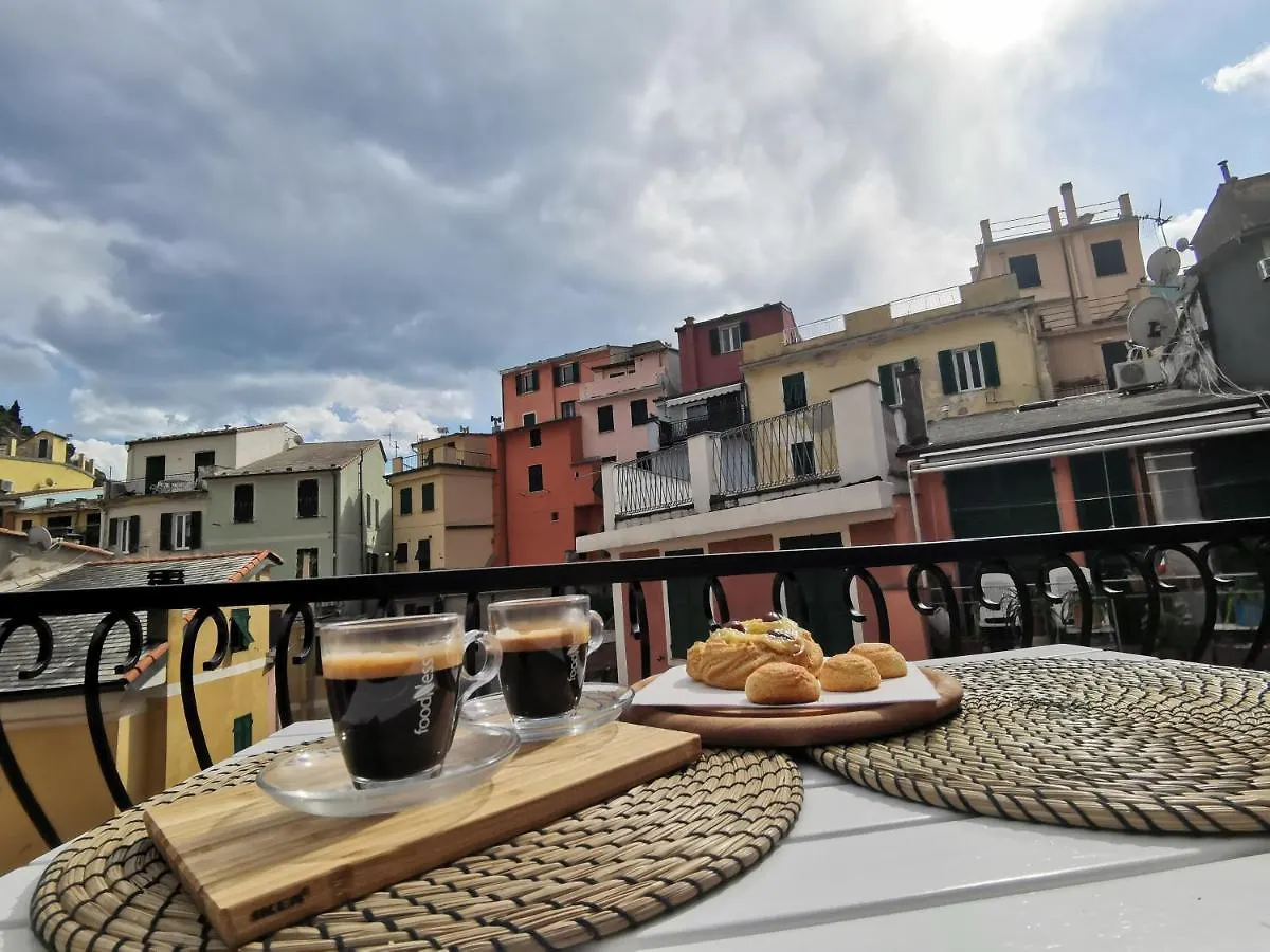 Seabreeze Vernazza 0*,